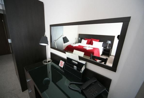 Отель Comm Hotel Poznań Airport Познань-31